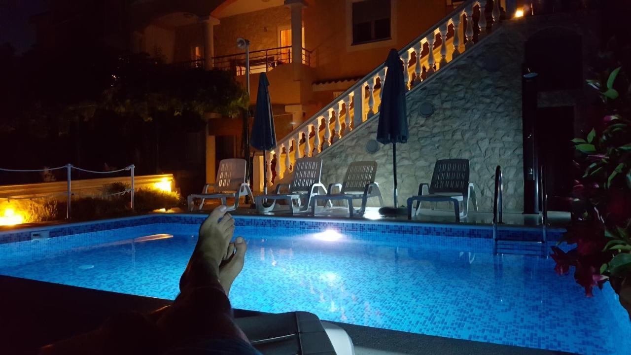 Apartments Villa Ra Zaboric Ngoại thất bức ảnh