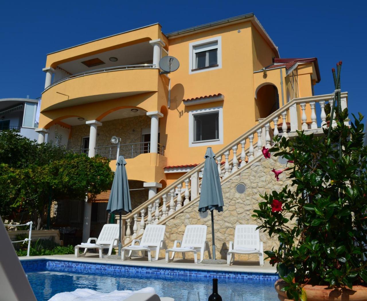 Apartments Villa Ra Zaboric Ngoại thất bức ảnh